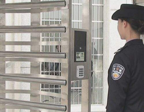 人證對比識別系統的人臉圖像特征提取方法