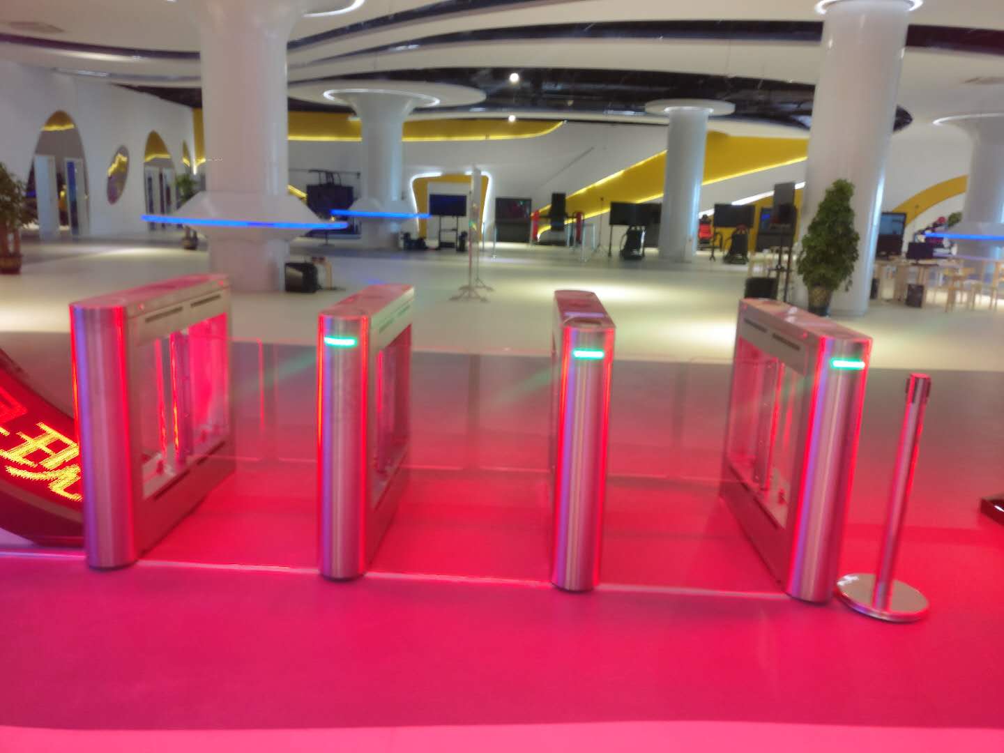 寫(xiě)字樓安裝擺閘的重要性？