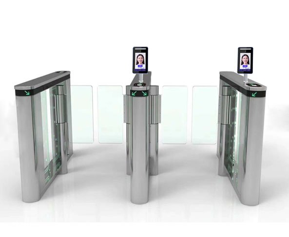 機(jī)場測溫人臉識別健康碼防疫速通門的特點(diǎn)分析