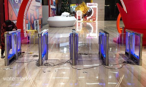 智能通道閘機單機芯翼閘和雙機芯翼閘的區別