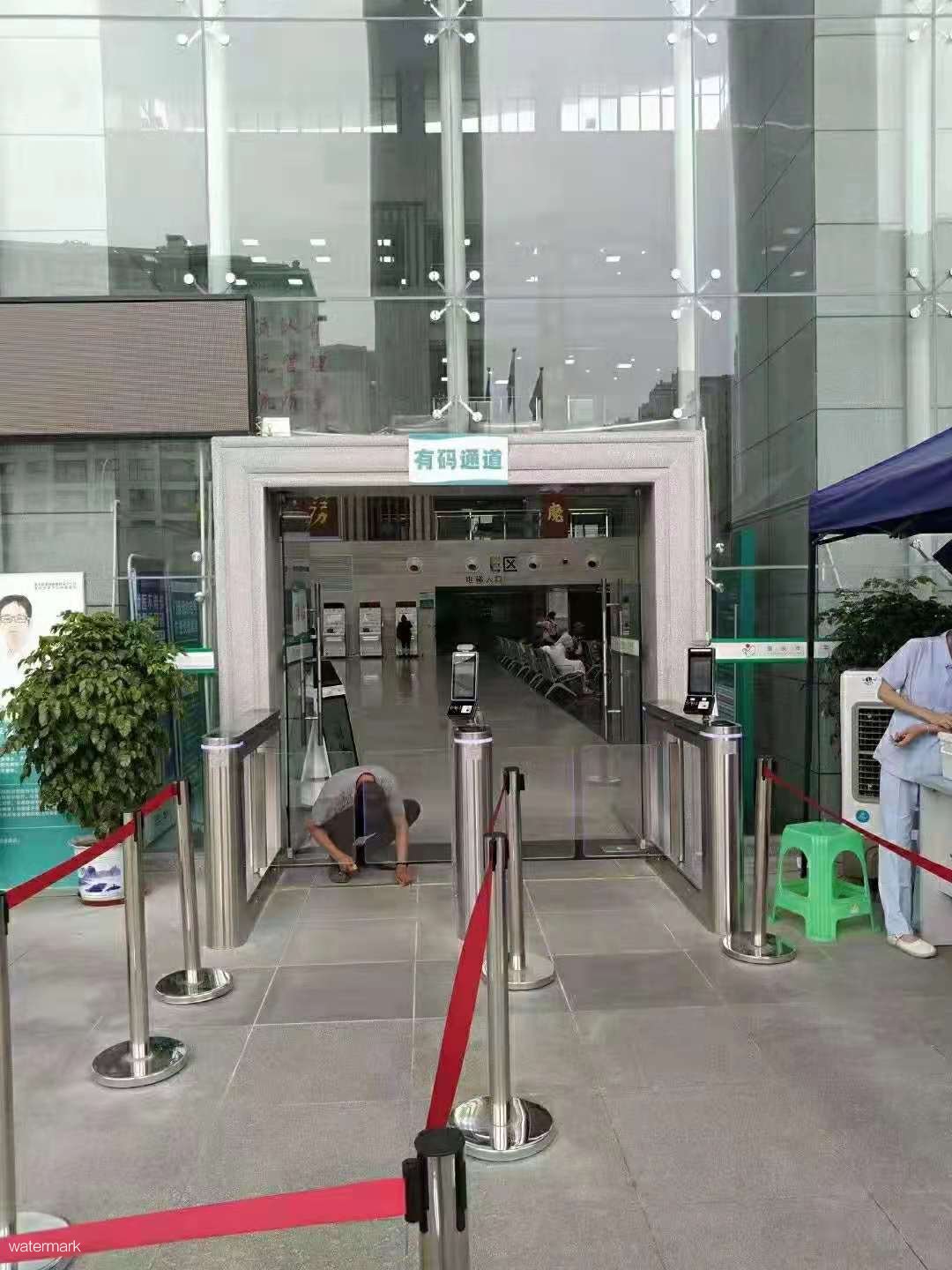 健康碼核驗終端多功能搭配一步到位