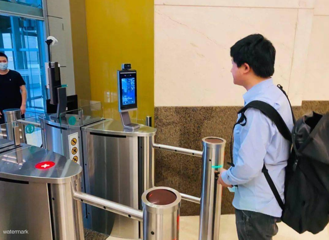 健康碼核驗終端與實名制登記為藥店做好有效防疫管控