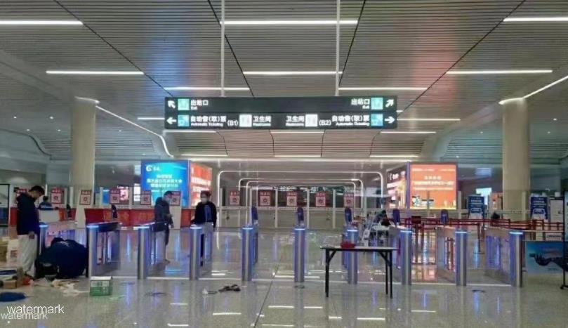 健康碼核驗閘機，科技防疫，助力常態(tài)化疫情防控