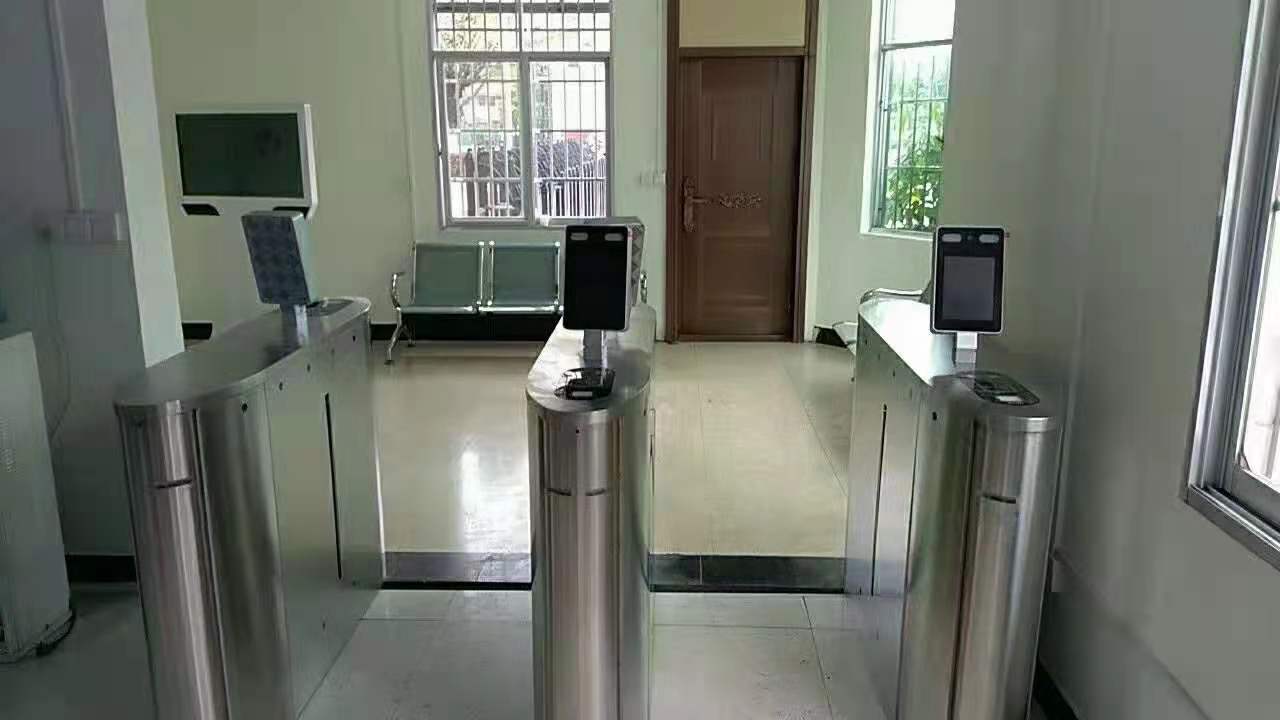 智能防疫門禁閘機為社區城中村居民保駕護航