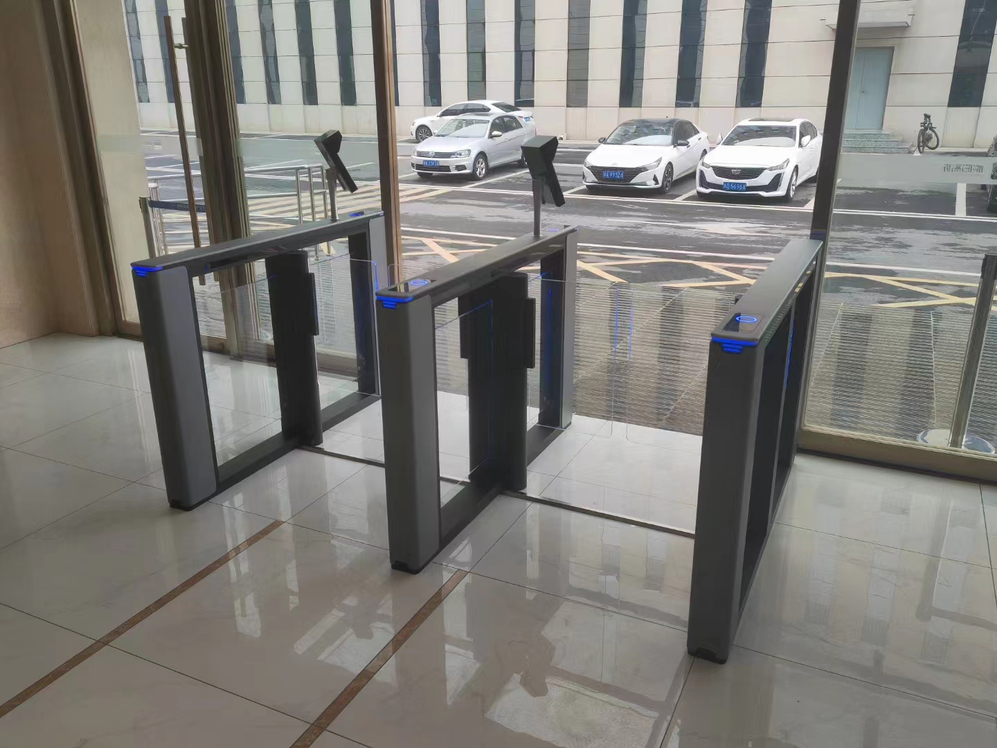 智能門禁閘機(jī)給我們生活帶來的改變