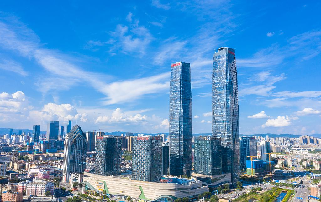 昆明雙子塔（昆明標志性建筑）——AI智能人臉識別速通門項目