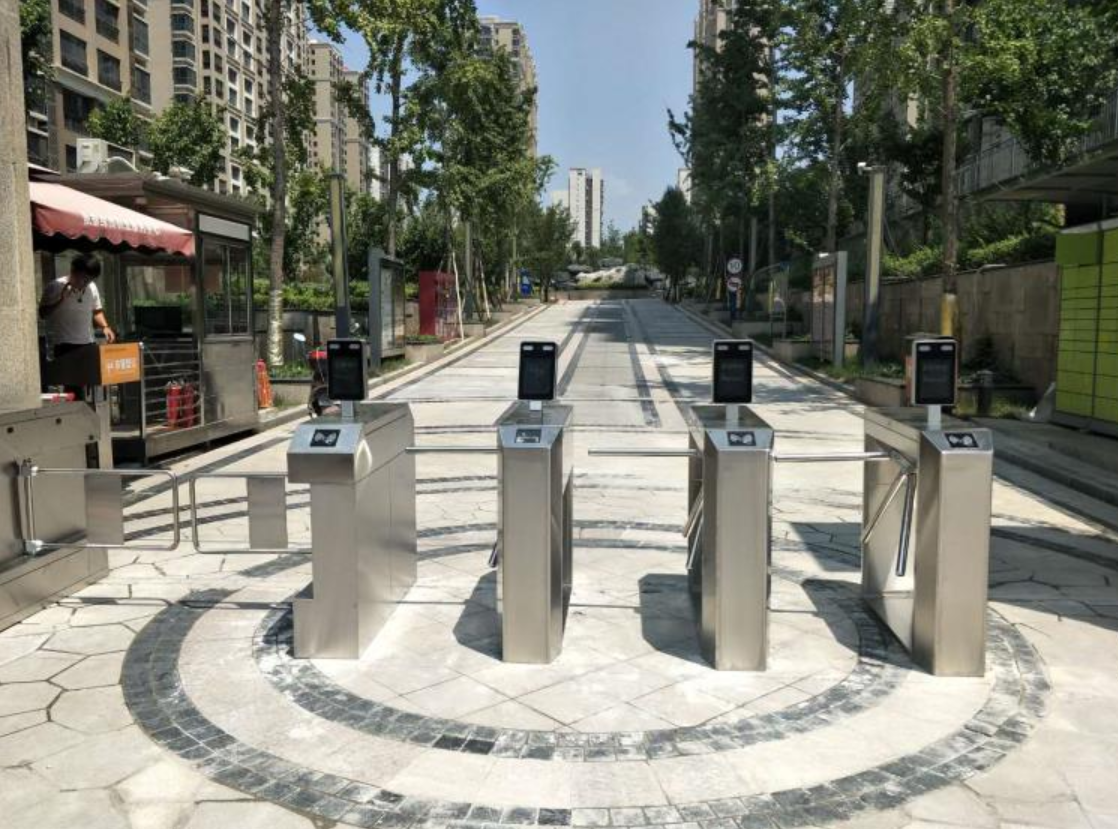 社區安裝人臉掃卡門禁閘機的必要性