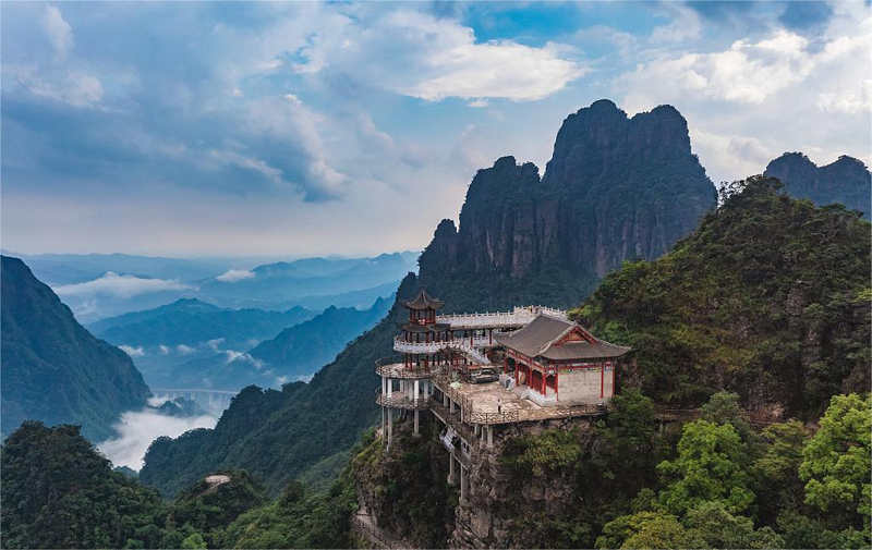 創新科技，開啟暢游新篇章：探索景區檢票閘機的前沿技術