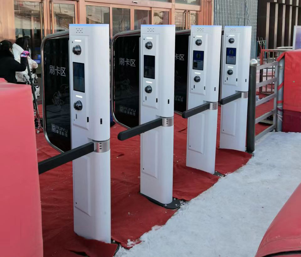 景區(qū)閘機在旅游高峰期可以發(fā)揮哪些重要作用？