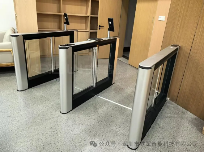 人臉識別智能閘機系統打造小區校園等場所出入口智慧通行
