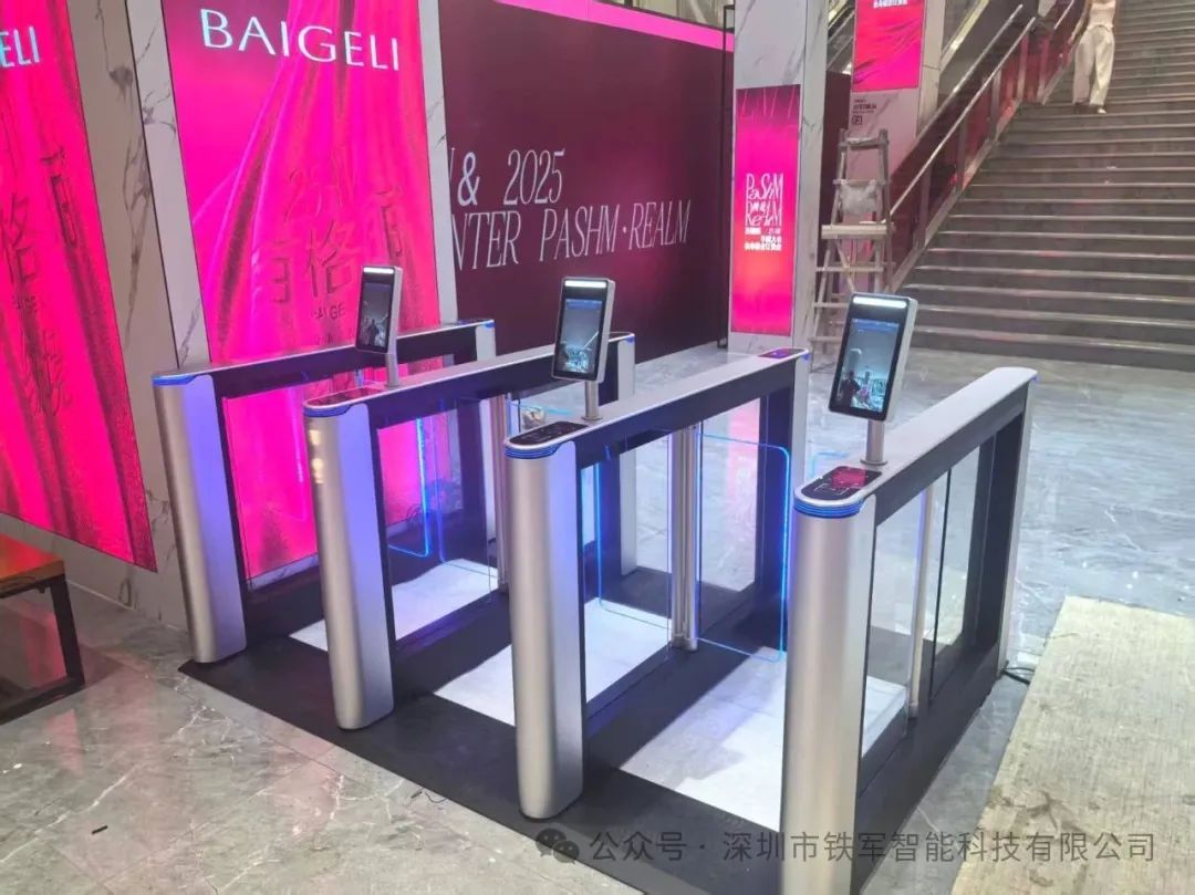 景區(qū)門票系統(tǒng)閘機(jī)廠家怎么選？考量系統(tǒng)兼容性、快速驗票與安全防范