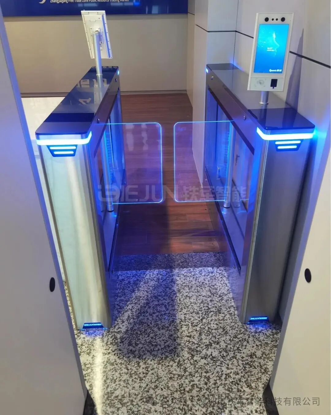 羽毛球館人行通道閘機：核心功能解析